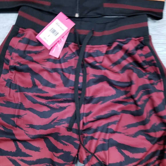 Victorious L.A Women Tiger Camo Track Suit - Picture 9 of 10